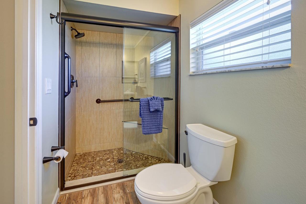 Englewood Oasis With Screened Lanai And Outdoor Pool! Exterior photo